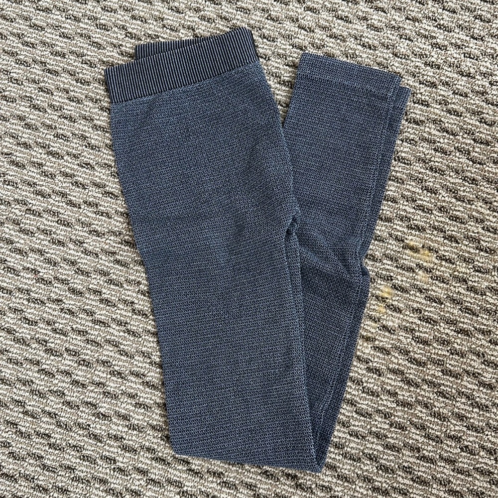 Leggings.